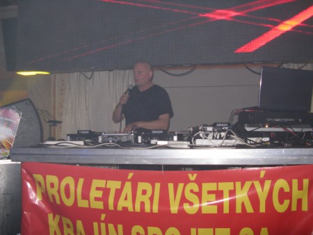 RETRO PARTY DOM UMENIA